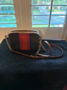 Michael Michael Kors Jet Set Medium Logo Stripe Camera Bag